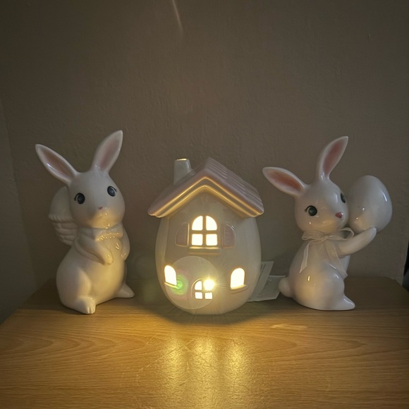 Target Bullseye Playground Lit Mushroom House with 2 Bunnies - Picture 2 of 13